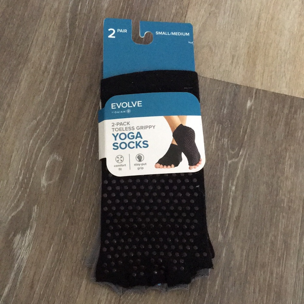 2-pack of yoga socks- brand new